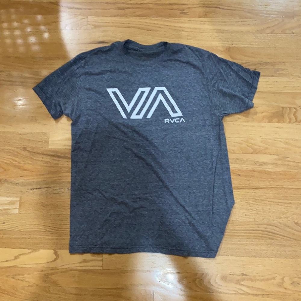 Simple Gray RVCA t-shirt